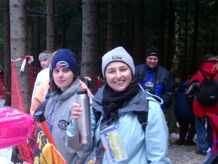 Corinna und Moni mit Tee, oder war es doch Gl?hwein ?
