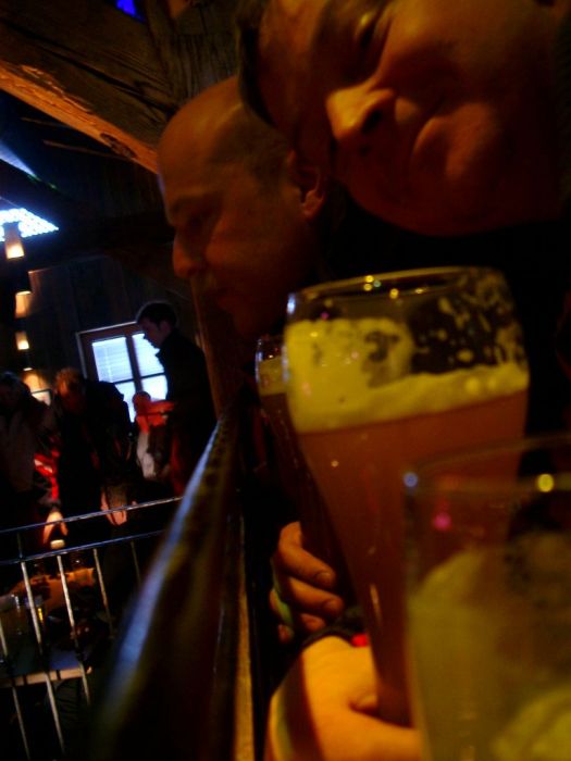 Und zum Abschlu? noch ein Weizen beim Mooserwirt
Hier gehts zum [url=http://www.mooserwirt.at/]Mooserwirt[/url]
