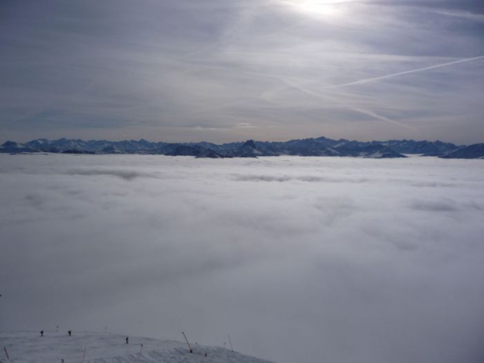 �ber den Wolken ....
